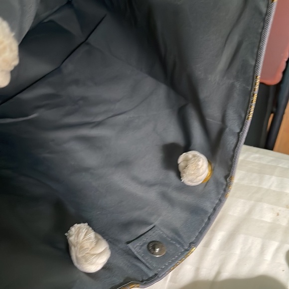 Hawaii Pineapple Tote and Pouch Set - Picture 7 of 10